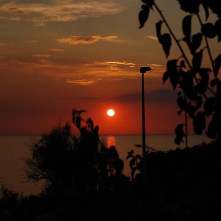 Andrea E Valentina Bed and Breakfast S'archittu Cuglieri Exteriör bild